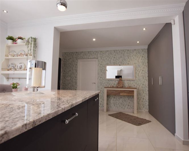 Image No.19-3 Bed Villa for sale