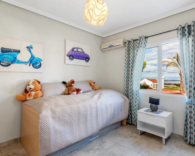 Image No.24-6 Bed Villa for sale