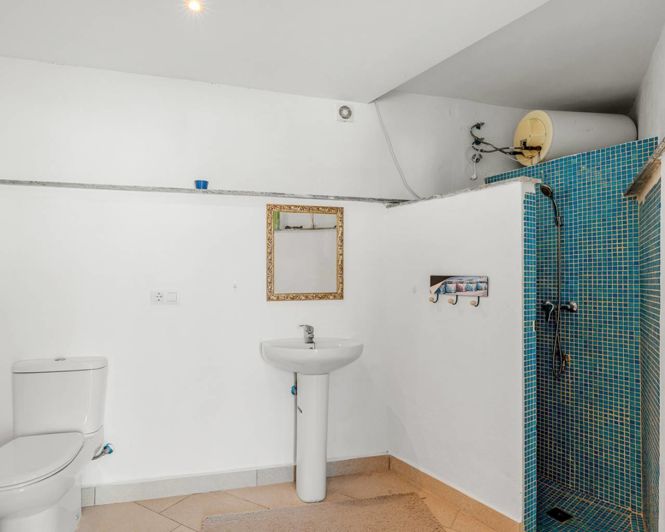 Image No.27-6 Bed Villa for sale