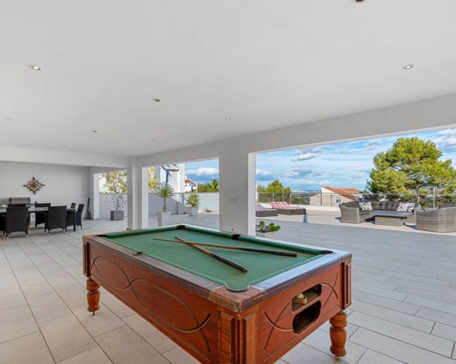 Image No.40-6 Bed Villa for sale