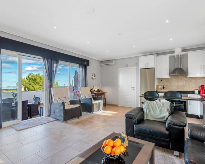 Image No.3-6 Bed Villa for sale