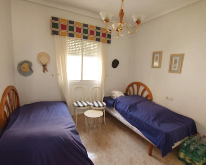 Image No.16-3 Bed Semi-Detached for sale