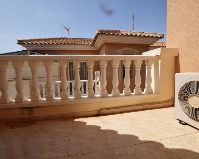 Image No.22-3 Bed Semi-Detached for sale