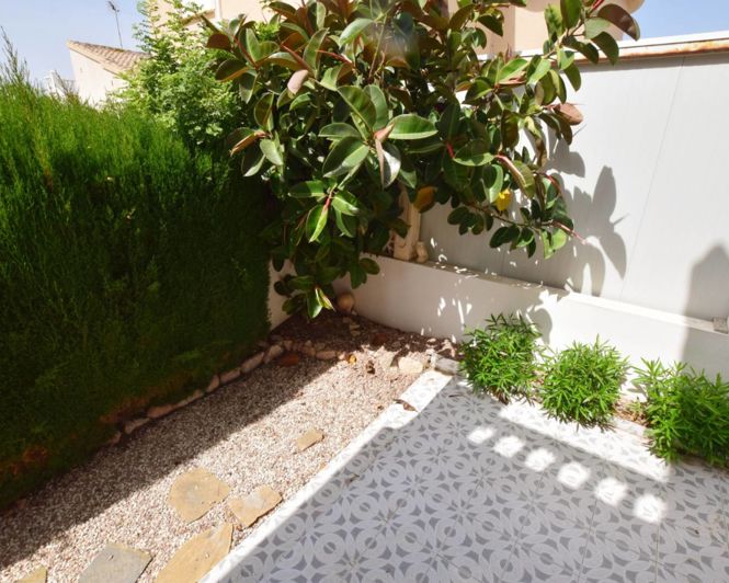 Image No.29-3 Bed Semi-Detached for sale