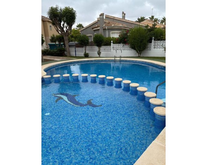 Image No.34-3 Bed Semi-Detached for sale