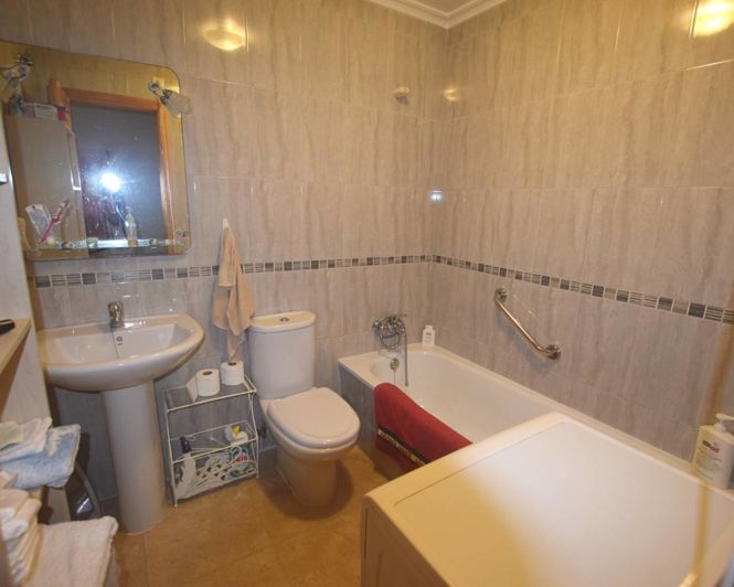 Image No.11-2 Bed Apartment for sale