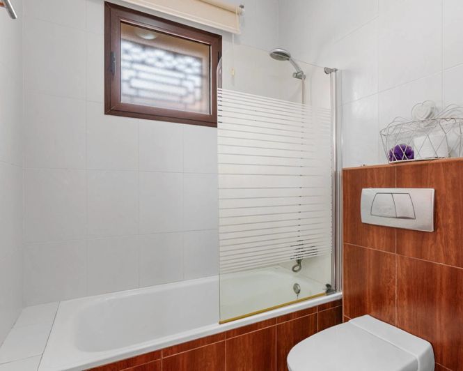 Image No.20-3 Bed Villa for sale