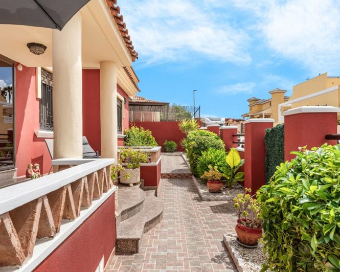 Image No.29-3 Bed Villa for sale