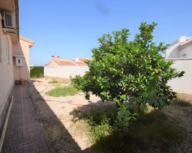 Image No.8-Villa de 4 chambres à vendre à Ciudad Quesada