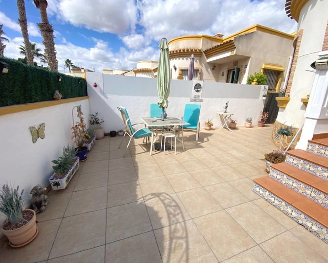 Image No.20-2 Bed Villa for sale