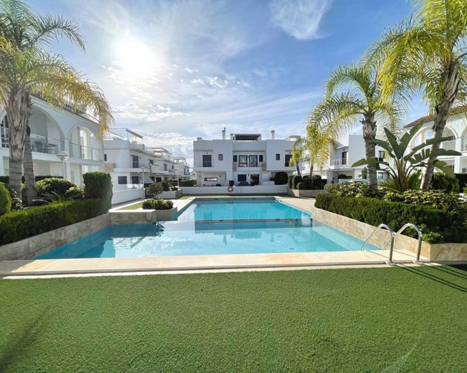 Image No.23-2 Bed Apartment for sale