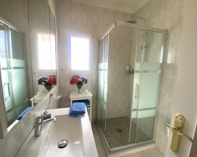 Image No.19-3 Bed Villa for sale