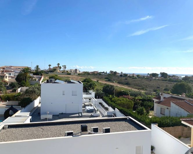 Image No.24-3 Bed Villa for sale