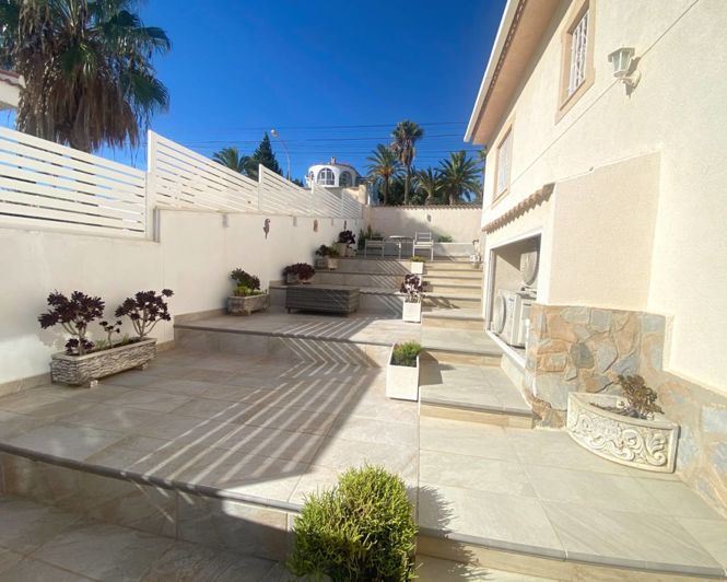 Image No.32-3 Bed Villa for sale