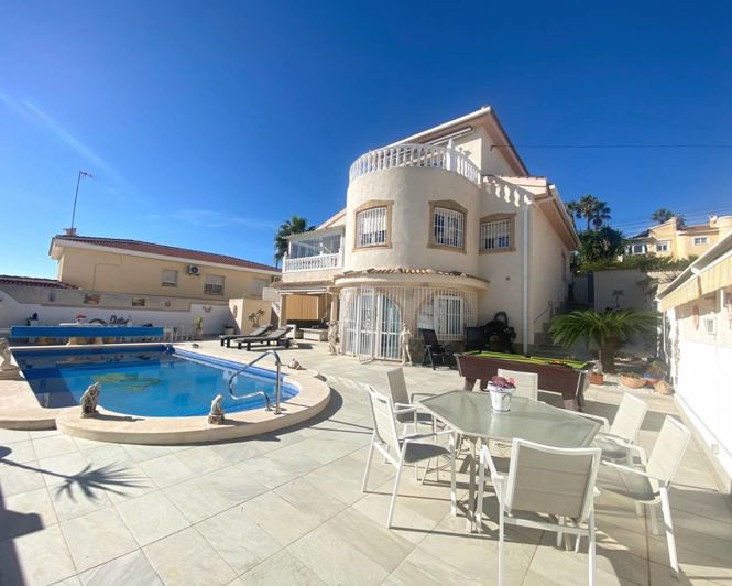 Image No.44-3 Bed Villa for sale