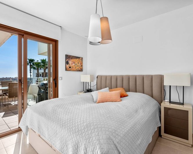 Image No.18-2 Bed Apartment for sale