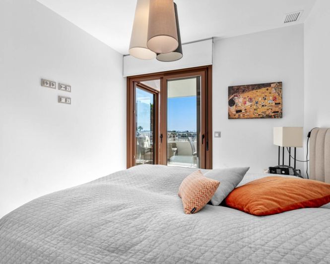 Image No.19-2 Bed Apartment for sale