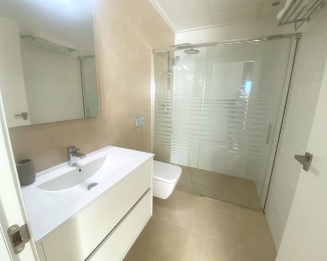 Image No.18-3 Bed Semi-Detached for sale