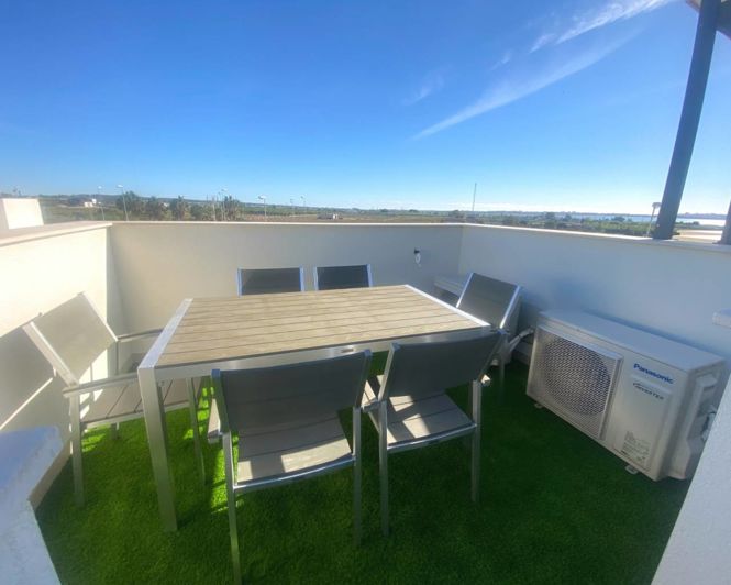 Image No.19-3 Bed Semi-Detached for sale