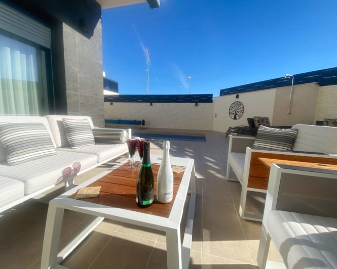 Image No.34-3 Bed Semi-Detached for sale