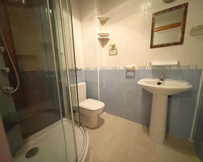 Image No.9-3 Bed Apartment for sale