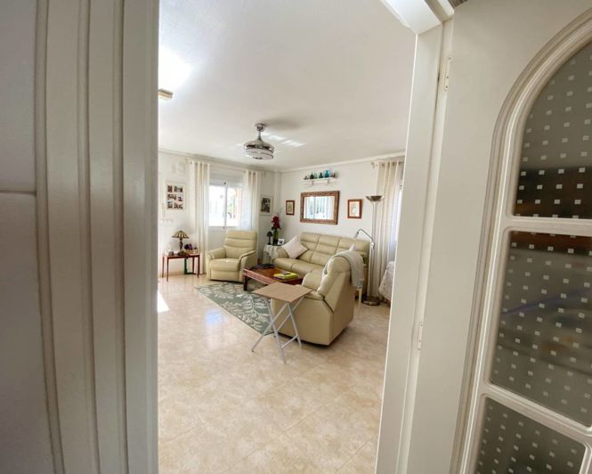 Image No.13-3 Bed Semi-Detached for sale