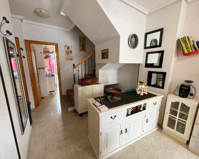 Image No.8-3 Bed Townhouse for sale