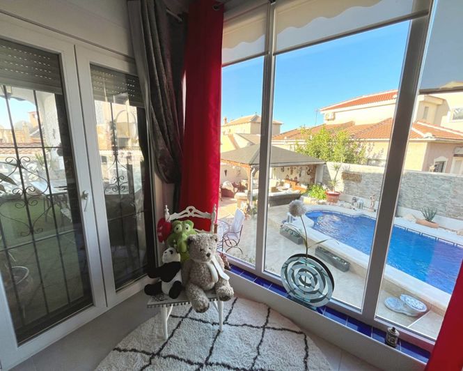 Image No.17-3 Bed Villa for sale