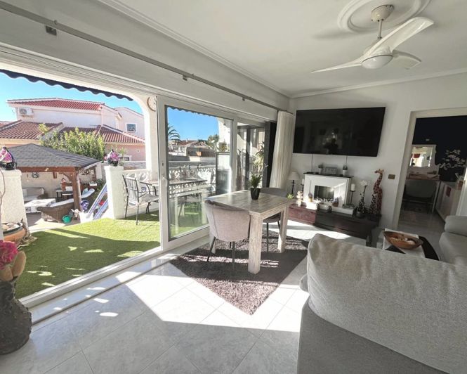 Image No.4-3 Bed Villa for sale