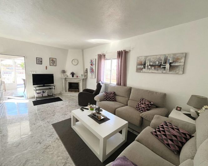 Image No.11-3 Bed Villa for sale