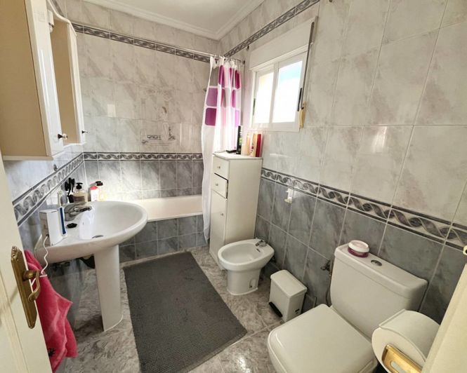 Image No.17-3 Bed Villa for sale