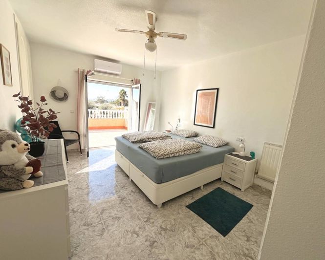 Image No.23-3 Bed Villa for sale