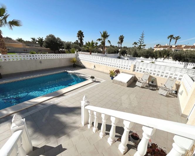 Image No.5-3 Bed Villa for sale