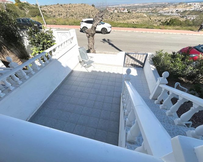 Image No.13-2 Bed Apartment for sale