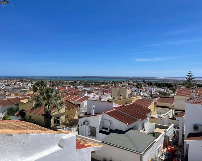 Image No.23-2 Bed Townhouse for sale