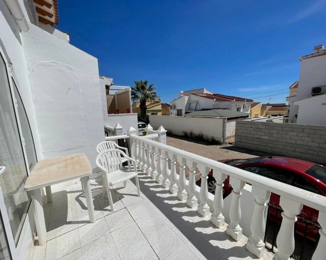 Image No.4-2 Bed Townhouse for sale