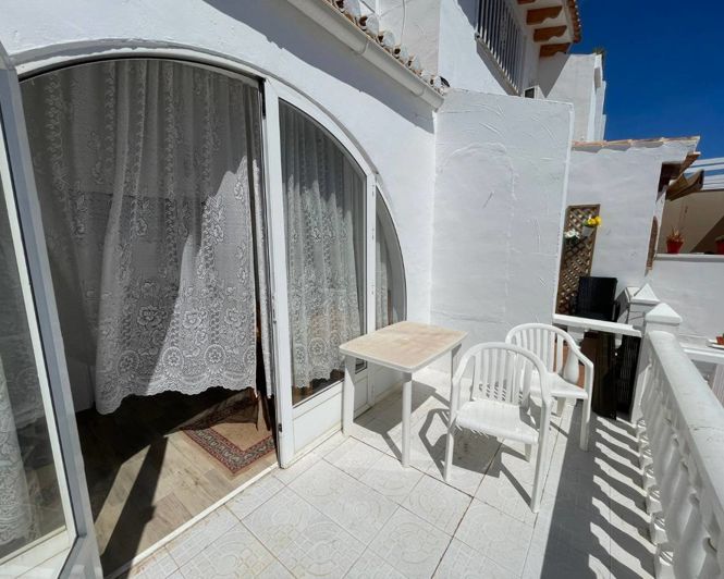 Image No.5-2 Bed Townhouse for sale