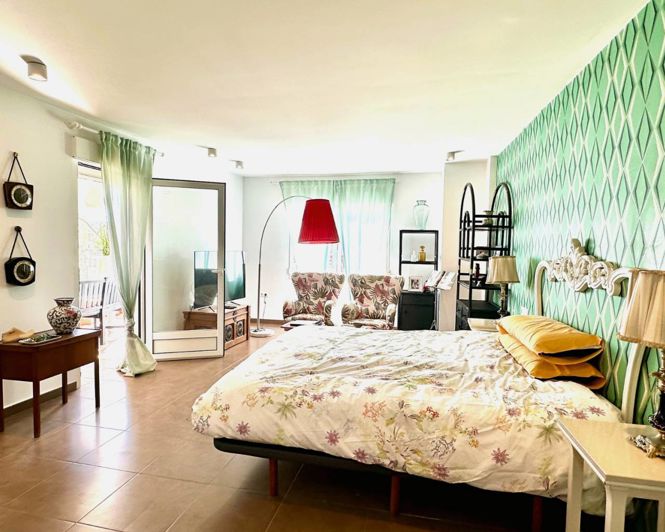 Image No.14-2 Bed Apartment for sale