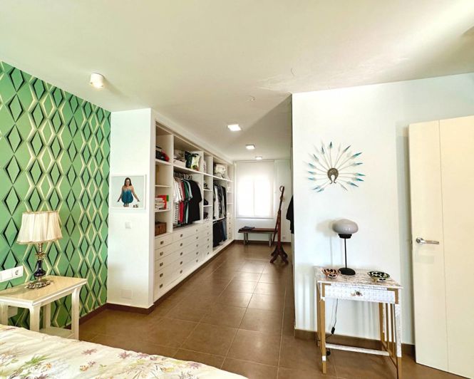 Image No.16-2 Bed Apartment for sale