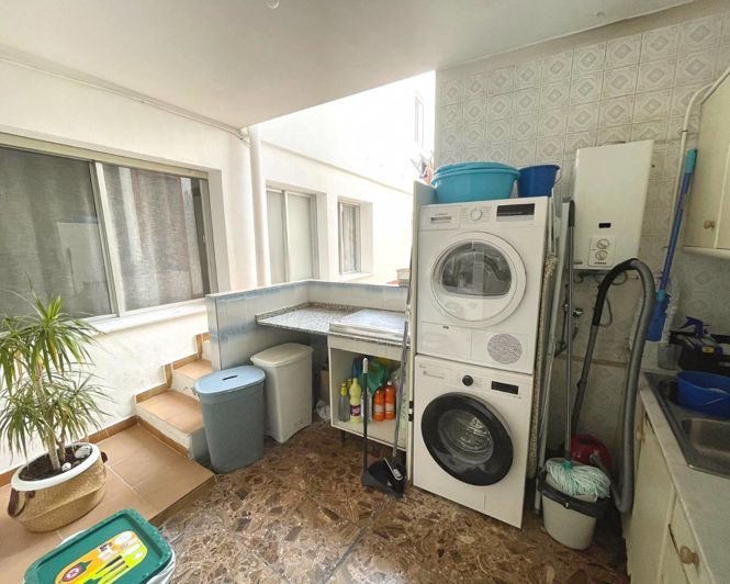 Image No.15-4 Bed Apartment for sale