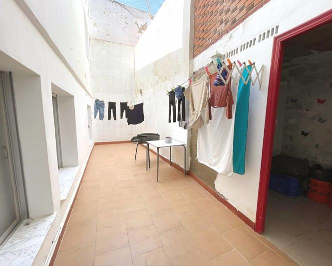 Image No.17-4 Bed Apartment for sale