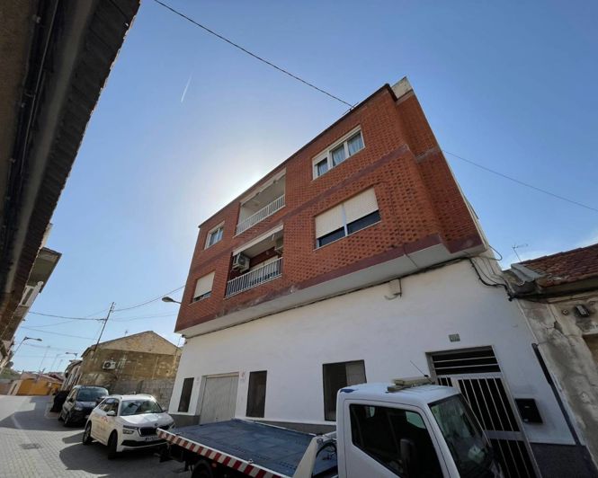 Image No.20-4 Bed Apartment for sale