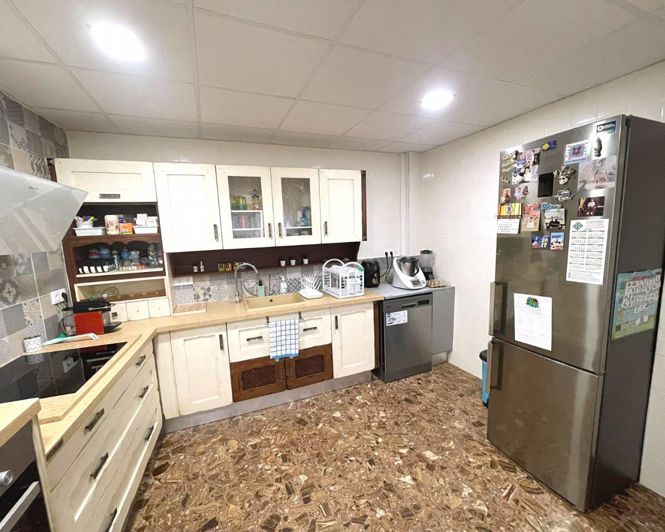 Image No.4-4 Bed Apartment for sale