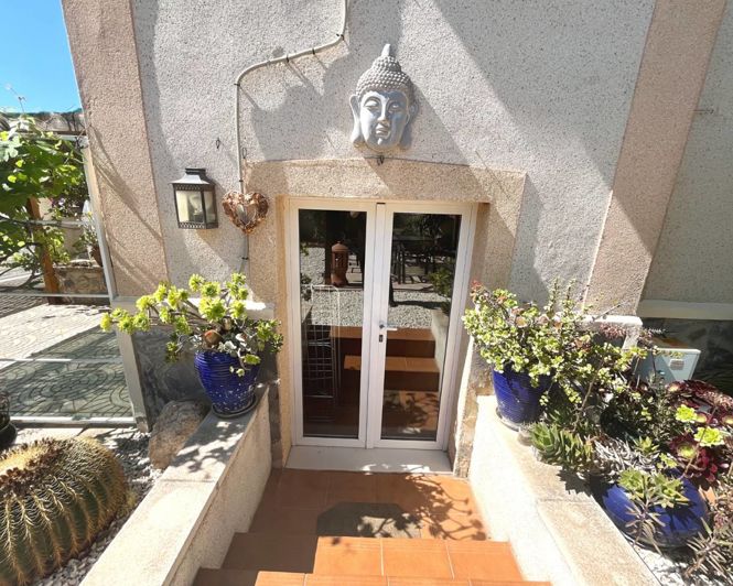 Image No.25-2 Bed Quad for sale