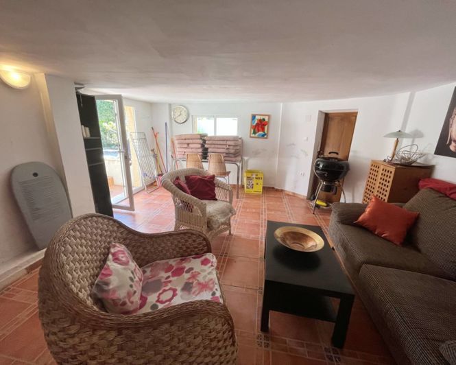 Image No.26-2 Bed Quad for sale