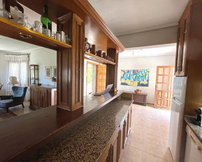 Image No.12-4 Bed Villa for sale