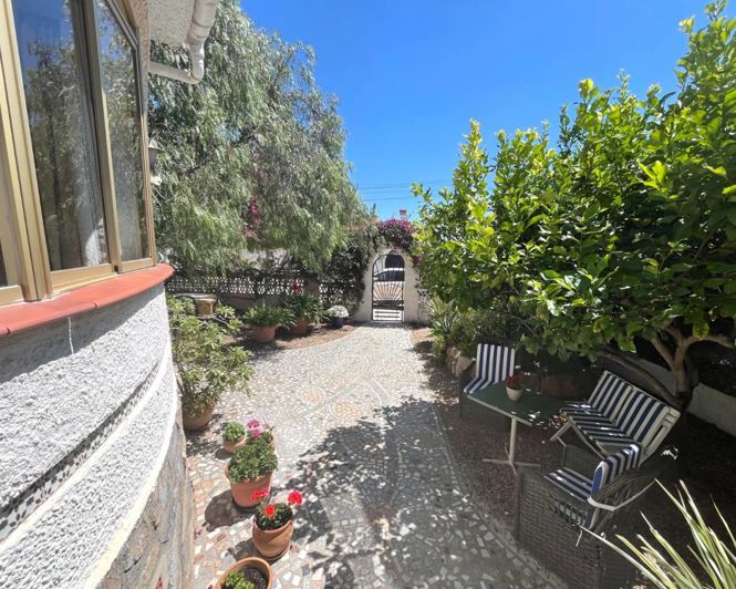 Image No.18-4 Bed Villa for sale