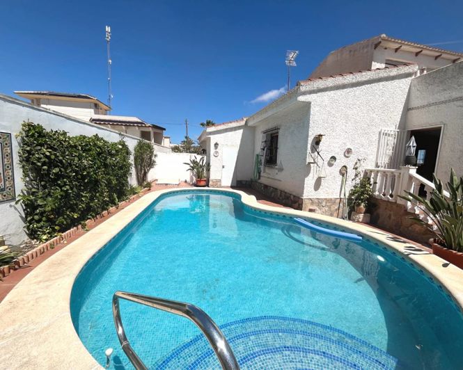 Image No.5-4 Bed Villa for sale