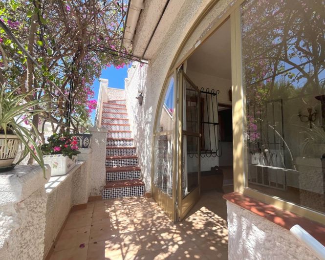 Image No.20-4 Bed Villa for sale