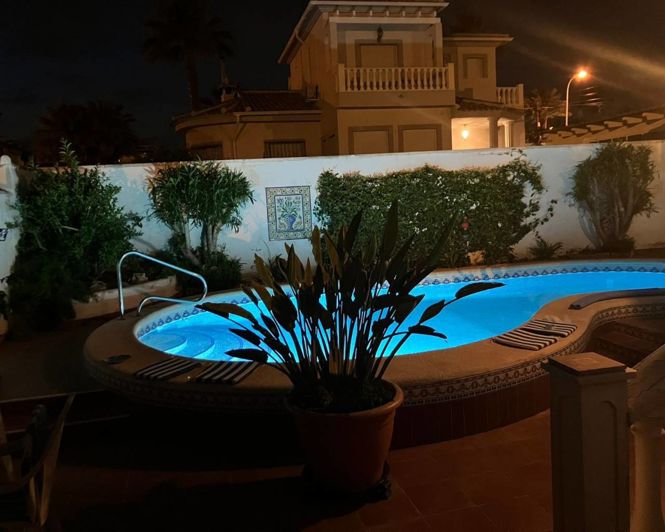 Image No.40-4 Bed Villa for sale
